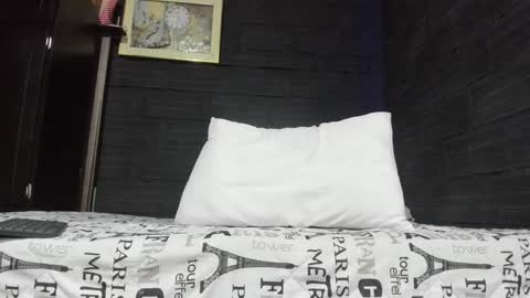 Snapshot of taurus_boy1 chatting on 02/01/25, 01:23 T A U R U S online show from 02/01/25, 01:23