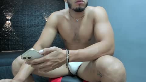 Snapshot of taurus_boy1 chatting on 10/04/25, 11:41 T A U R U S online show from 10/04/25, 11:41