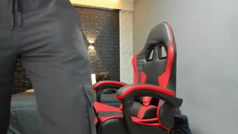 Snapshot of taurus_boy1 chatting on 10/14/25, 11:44 T A U R U S online show from 10/14/25, 11:44