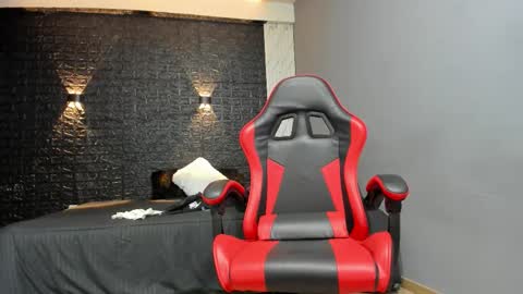 Snapshot of taurus_boy1 chatting on 11/04/25, 10:36 T A U R U S online show from 11/04/25, 10:36