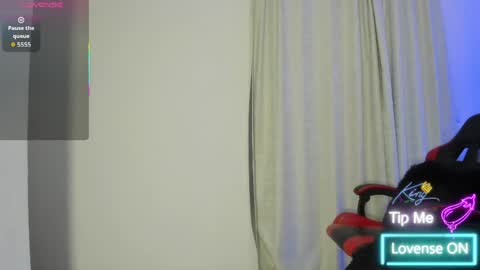 Snapshot of taurus_boy1 chatting on 05/04/26, 10:11 T A U R U S online show from 05/04/26, 10:11
