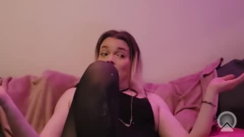 Snapshot of taviatight chatting on 03/14/26, 01:01 taviatight online show from 03/14/26, 01:01