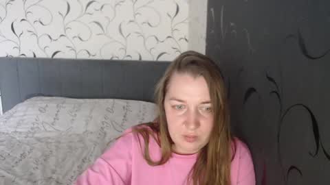 Snapshot of taxxxu chatting on 05/15/26, 03:41 Diana online show from 05/15/26, 03:41