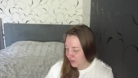 Snapshot of taxxxu chatting on 05/19/26, 07:26 Diana online show from 05/19/26, 07:26