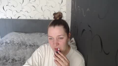 Snapshot of taxxxu chatting on 06/14/26, 11:34 Diana online show from 06/14/26, 11:34
