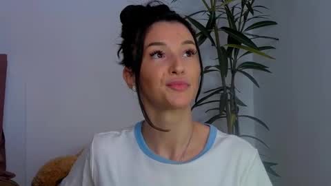 Snapshot of tayakayan chatting on 12/10/24, 05:39 TayaKayan online show from 12/10/24, 05:39