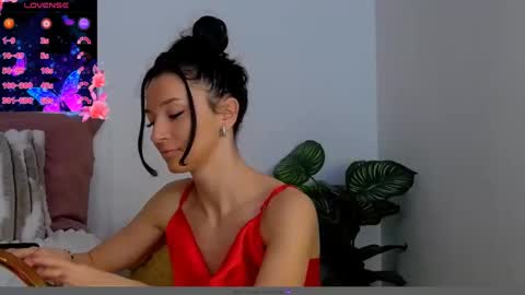 Snapshot of tayakayan chatting on 12/25/24, 03:08 TayaKayan online show from 12/25/24, 03:08