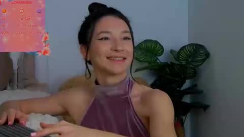 Snapshot of tayakayan chatting on 02/08/25, 06:43 TayaKayan online show from 02/08/25, 06:43