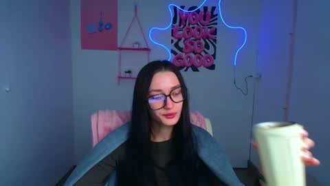 Taya online show from 02/18/26, 06:20