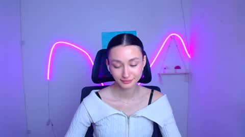 Snapshot of tayavibe chatting on 05/12/26, 06:21 Taya online show from 05/12/26, 06:21