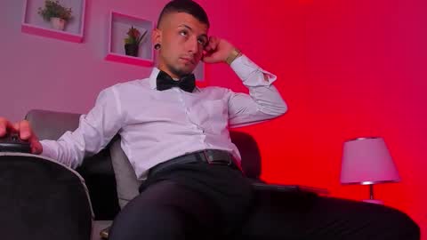 tayer_bennet online show from 09/14/25, 03:38