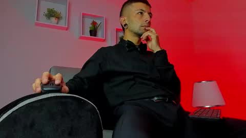 tayer_bennet online show from 09/15/25, 04:01