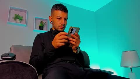 tayer_bennet online show from 09/19/25, 03:52