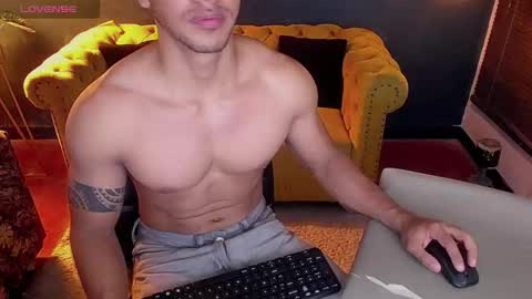 Tayler online show from 11/26/25, 01:28