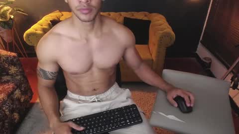 Tayler online show from 11/27/25, 01:29