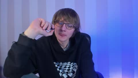 Tayler online show from 04/21/26, 05:36