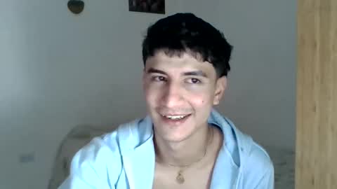 taylor1520 online show from 11/12/25, 03:23