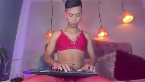 Snapshot of taylor_106 chatting on 01/15/25, 11:10 Taylor Duran. online show from 01/15/25, 11:10