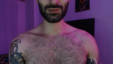 Taylor online show from 01/01/25, 01:26