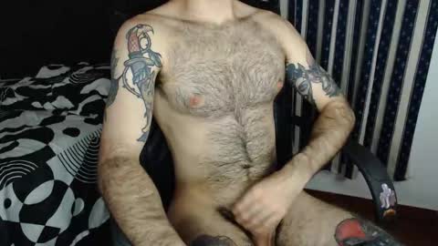 Taylor online show from 11/04/25, 07:40