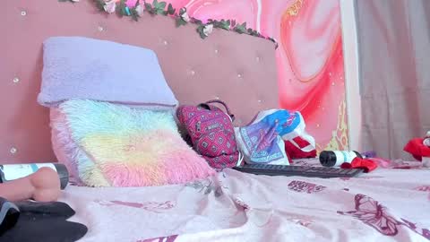 Sarah  online show from 02/03/25, 10:00