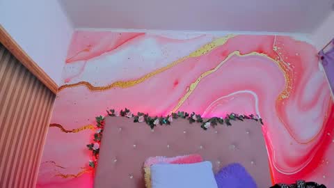 Sarah  online show from 03/07/25, 10:10