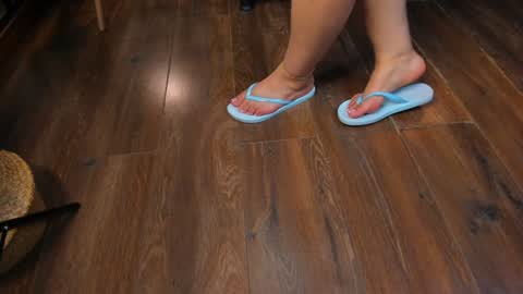 Taylor Bennet online show from 01/26/25, 06:16