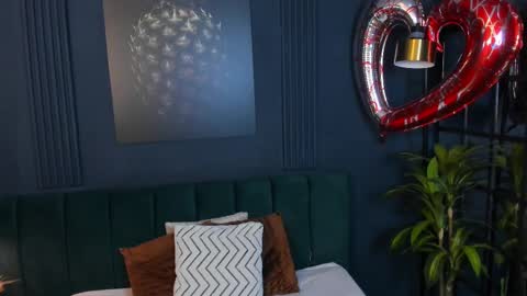 Taylor Bennet online show from 03/05/25, 12:00