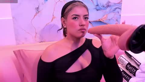 taylor_cupper_ online show from 09/18/25, 03:52