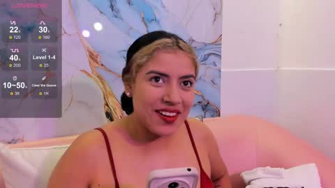 taylor_cupper_ online show from 10/08/25, 07:55