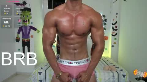 Snapshot of taylor_johnn chatting on 06/28/26, 02:34 Penagos zz online show from 06/28/26, 02:34