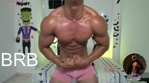 Snapshot of taylor_johnn chatting on 07/19/26, 01:37 Penagos zz online show from 07/19/26, 01:37