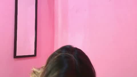 taylor lii0425 online show from 04/23/26, 09:28