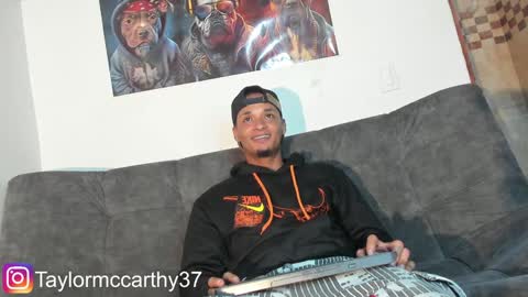 Taylor Mccarthy online show from 01/03/25, 04:00