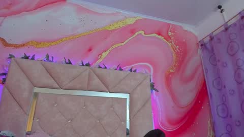 Oriana online show from 09/30/25, 11:04