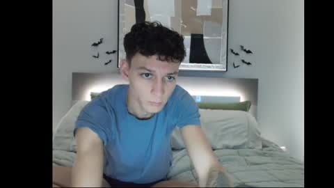 Snapshot of taylorcamz chatting on 10/13/25, 12:54 taylorcamz online show from 10/13/25, 12:54