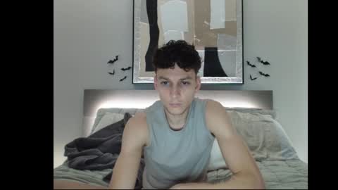 Snapshot of taylorcamz chatting on 10/22/25, 03:29 taylorcamz online show from 10/22/25, 03:29