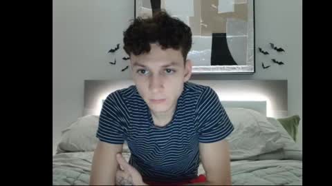 Snapshot of taylorcamz chatting on 11/02/25, 04:59 taylorcamz online show from 11/02/25, 04:59