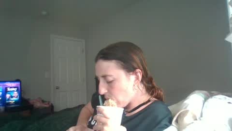 taylorslay online show from 06/19/26, 07:06
