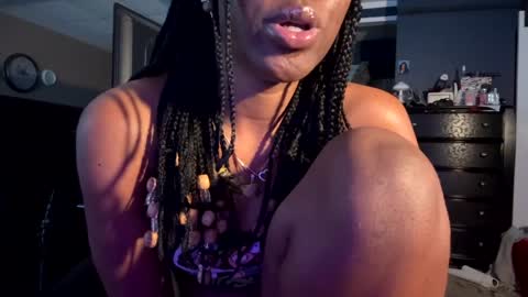 Taylor online show from 12/30/24, 09:19