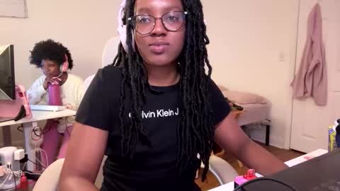 Snapshot of taylorsosweets chatting on 05/10/26, 12:49 Taylor online show from 05/10/26, 12:49