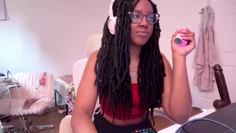 Snapshot of taylorsosweets chatting on 05/24/26, 03:50 Taylor online show from 05/24/26, 03:50