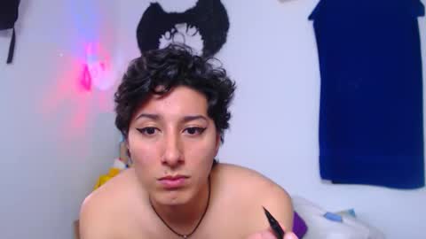 Taylorsweet1111 online show from 12/03/25, 06:50