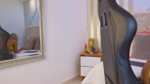 tayra online show from 02/26/26, 08:52