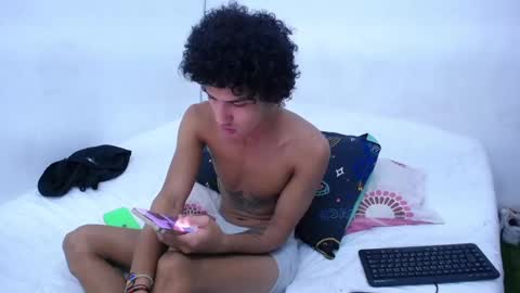 Tayron online show from 12/23/24, 07:41