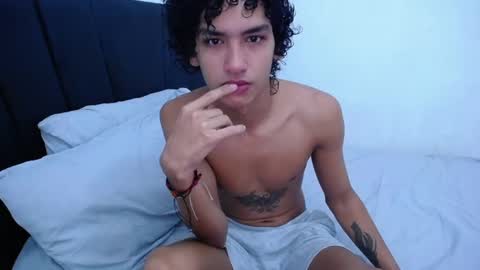 Tayron online show from 01/12/25, 03:57