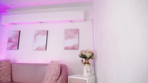 Sofia online show from 01/14/25, 01:28