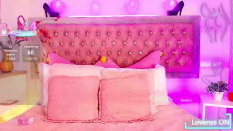 Sofia online show from 11/10/25, 12:48