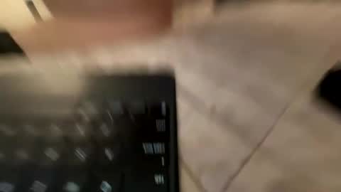 Snapshot of tbennett575788 chatting on 12/25/24, 04:33 tbennett575788 online show from 12/25/24, 04:33