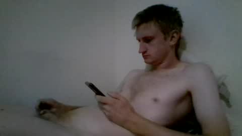 Snapshot of tcute0 chatting on 07/18/26, 08:34 tcute0 online show from 07/18/26, 08:34